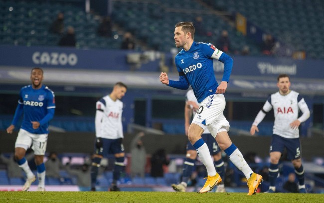 惨败给阿根廷 巴西主帅多里瓦尔下课.